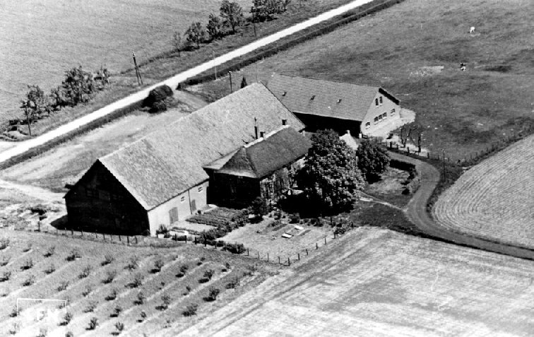 The Farmhouse on Mussenstraat (the De Regt family)