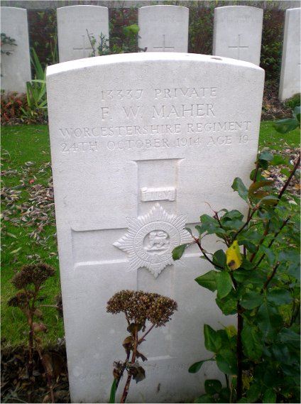 Private Frederick William Maher (13337) war grave