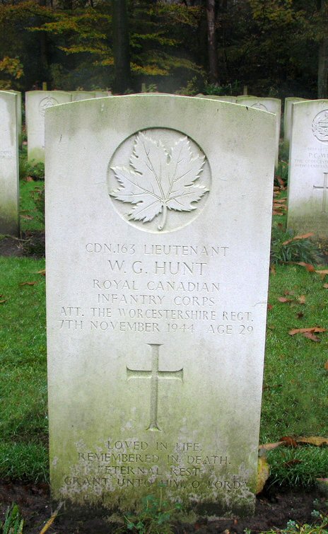 Lieutenant William Gordon Hunt (CDN 163) war grave